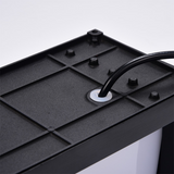 Sort-hvid udendørs væglampe