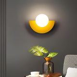 Everest - Nordisk halvcirkelformet væglampe