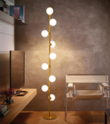 Gulvlampe i nordisk glas