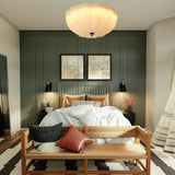 Loftslampe med opal skal