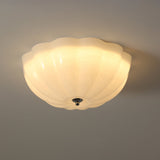Loftslampe med opal skal