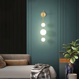 Lodret Globe-væglampe