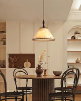 Pendellampe i træ- og stofserie