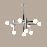 Lysekrone med glaskugle i skandinavisk stil