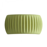 Moderne art deco-væglampe med ribber i harpiks