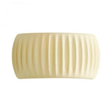 Moderne art deco-væglampe med ribber i harpiks